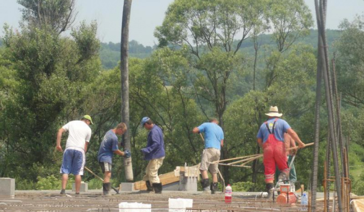 4. fotografia fotogalérie Výstavba rómskych bytov