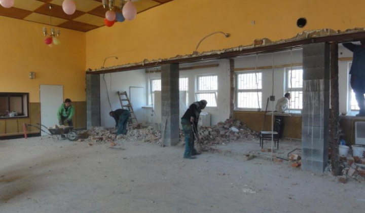 10. fotografia fotogalérie Rekonštrukcia sály 2014