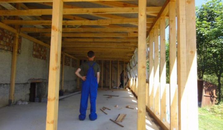 8. fotografia fotogalérie Prístavba k sále obecného úradu