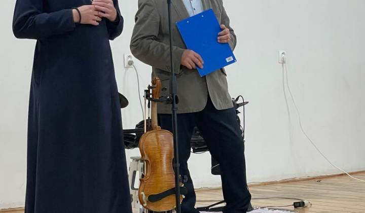 6. fotografia fotogalérie Mesiac účty k starším 2024